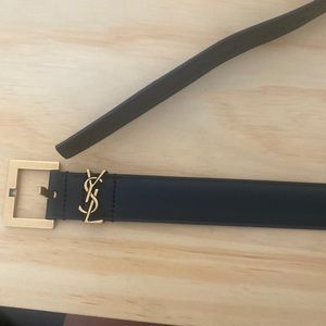 Saint Laurent belt 95cm. I’m 5’8 150 pounds. Negotiable!
